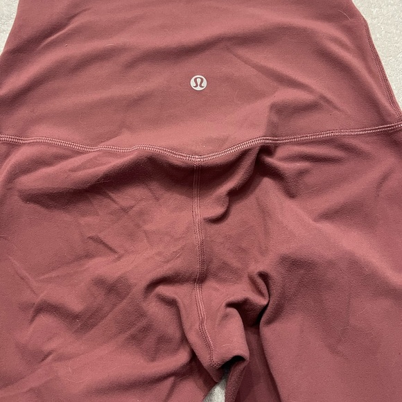 Lululemon dusty rose coloured leggings good condition slight pilling size 6 - Picture 2 of 3